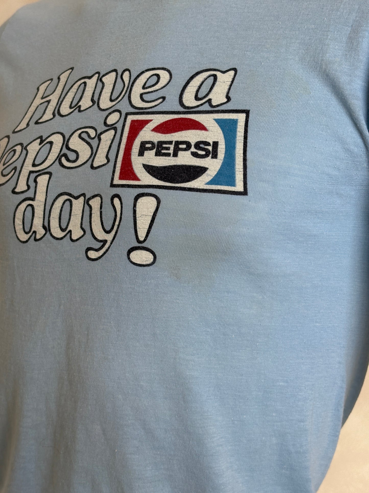 Small. 80s distressed vintage Pepsi-Cola t shirt