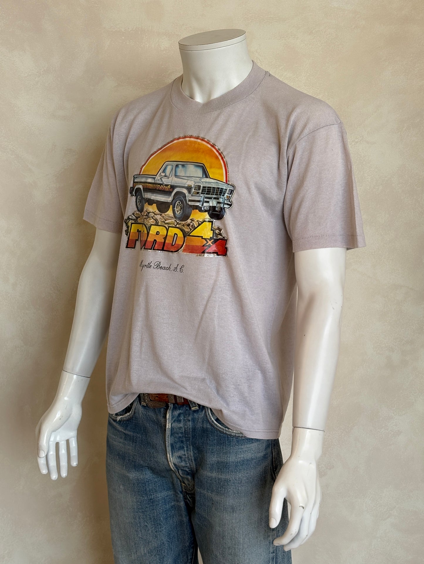 Med. 1999 Daytona vintage t shirt ( Harley )