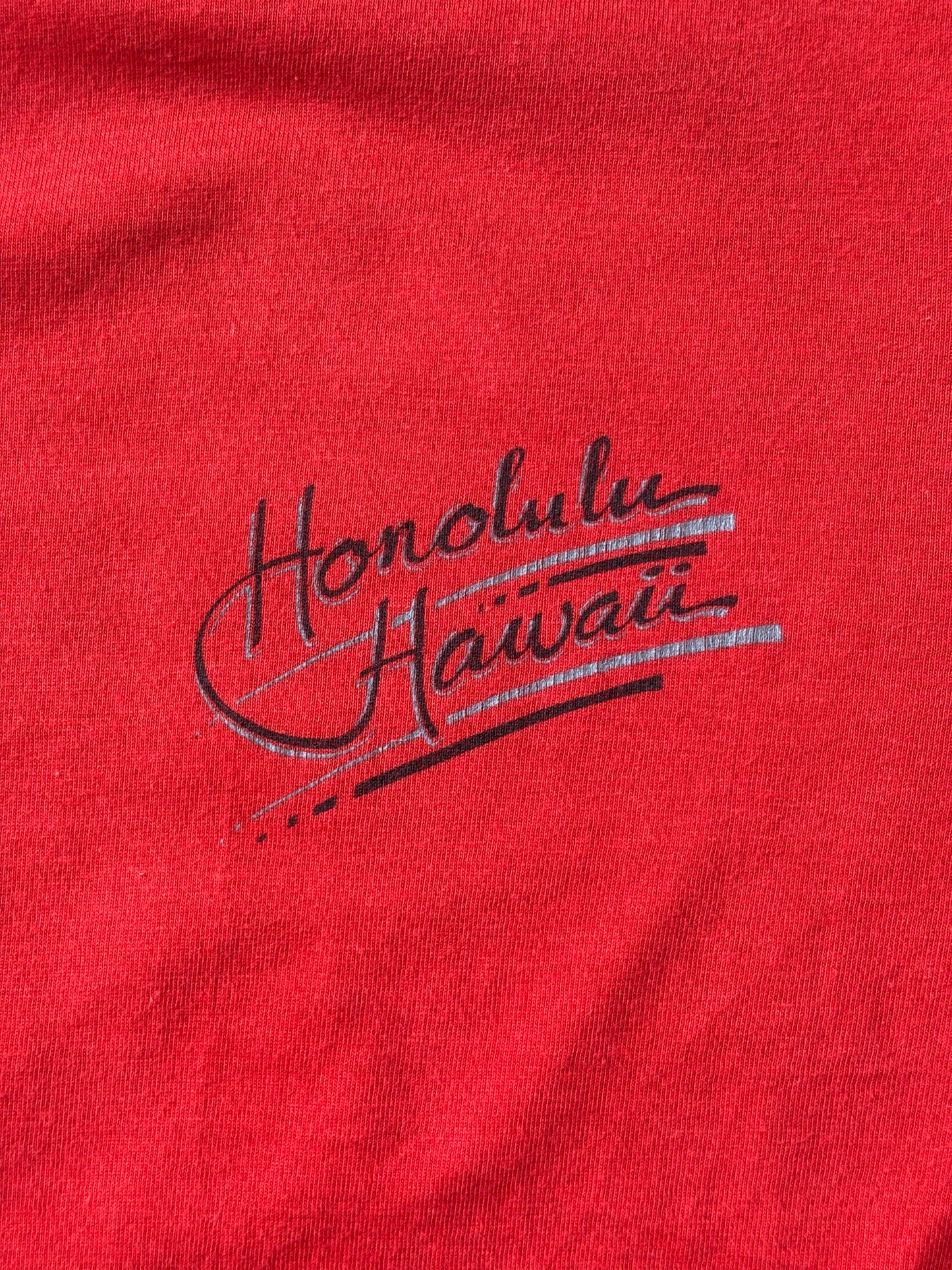 Vintage 80s Honolulu Hawaii t shirt. Large