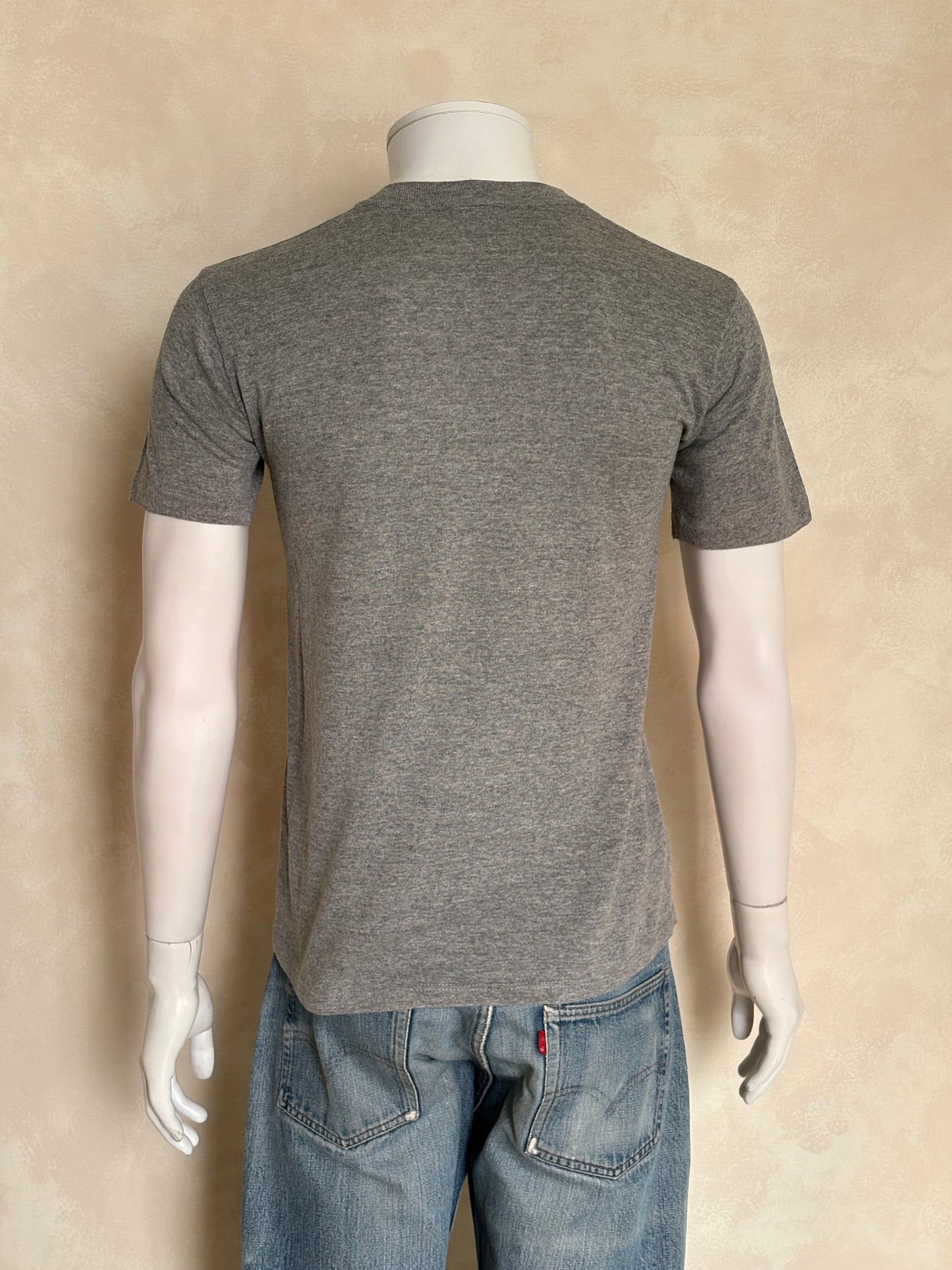 Vintage Hobbtown Phys. Ed. T-Shirt – Classic heather gray gym tee with wildcat mascot graphic. Med