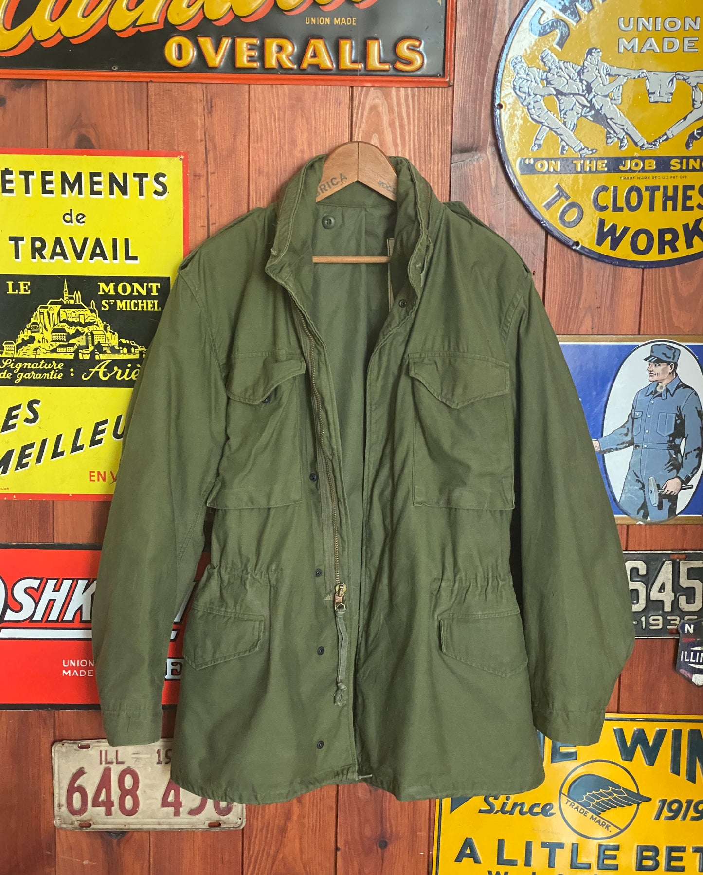 Vintage 1980 US Military M-65 Field Jacket: