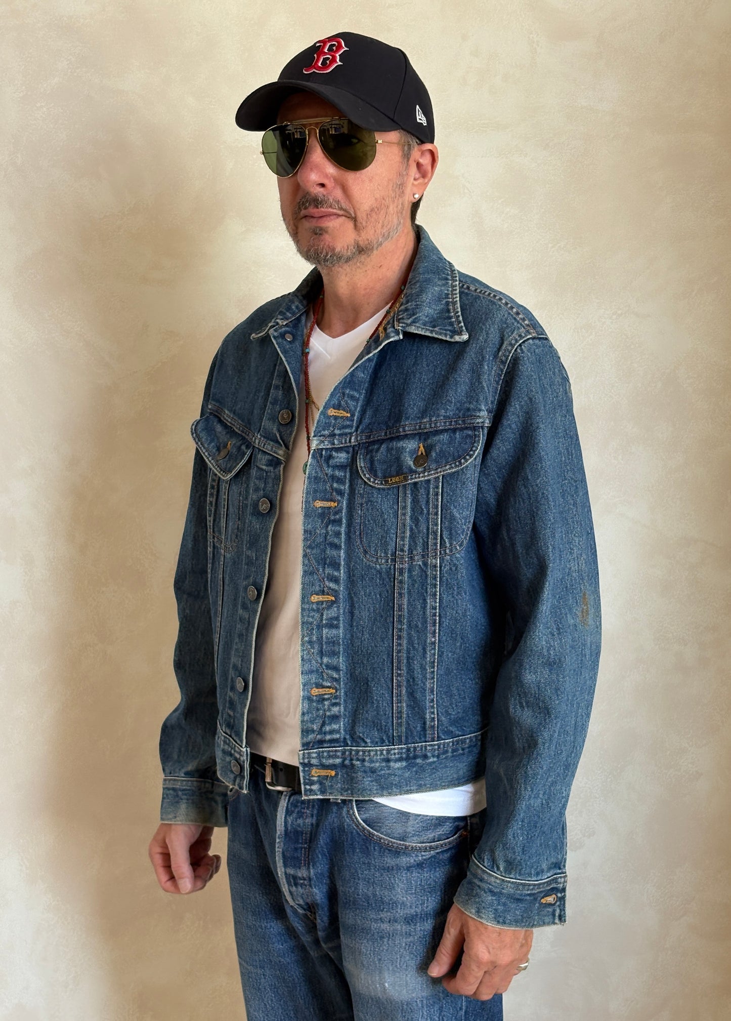 Size 40L US / 50L EU. Vintage 80s Lee Denim Jacket – 2 Chest Pockets – Made in Canada