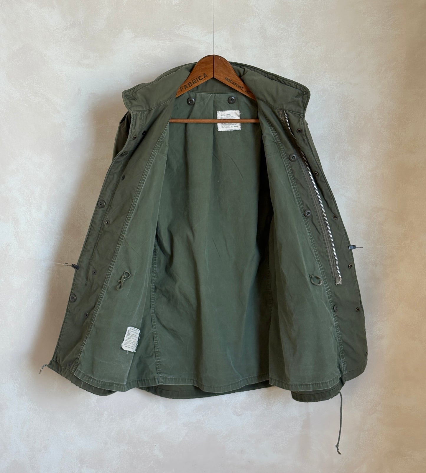 Small Long. Authentic Alpha Industries 1969 US Army M-65 Field Jacket – OG-107 – Vintage Military Issue