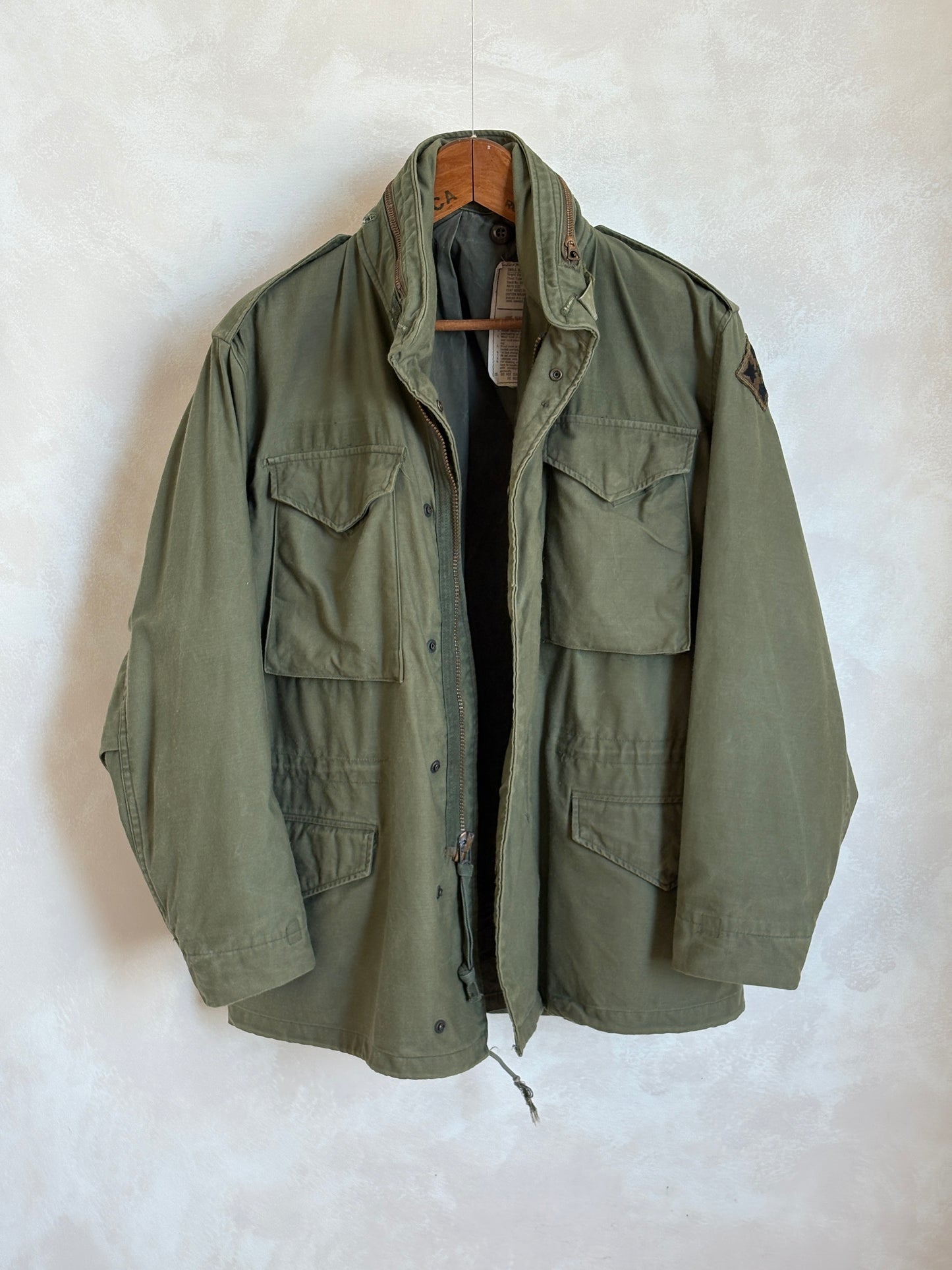Small Reg.  Authentic John Ownbey 1974 US Army M-65 Field Jacket – OG-107 – Vintage Military Issue