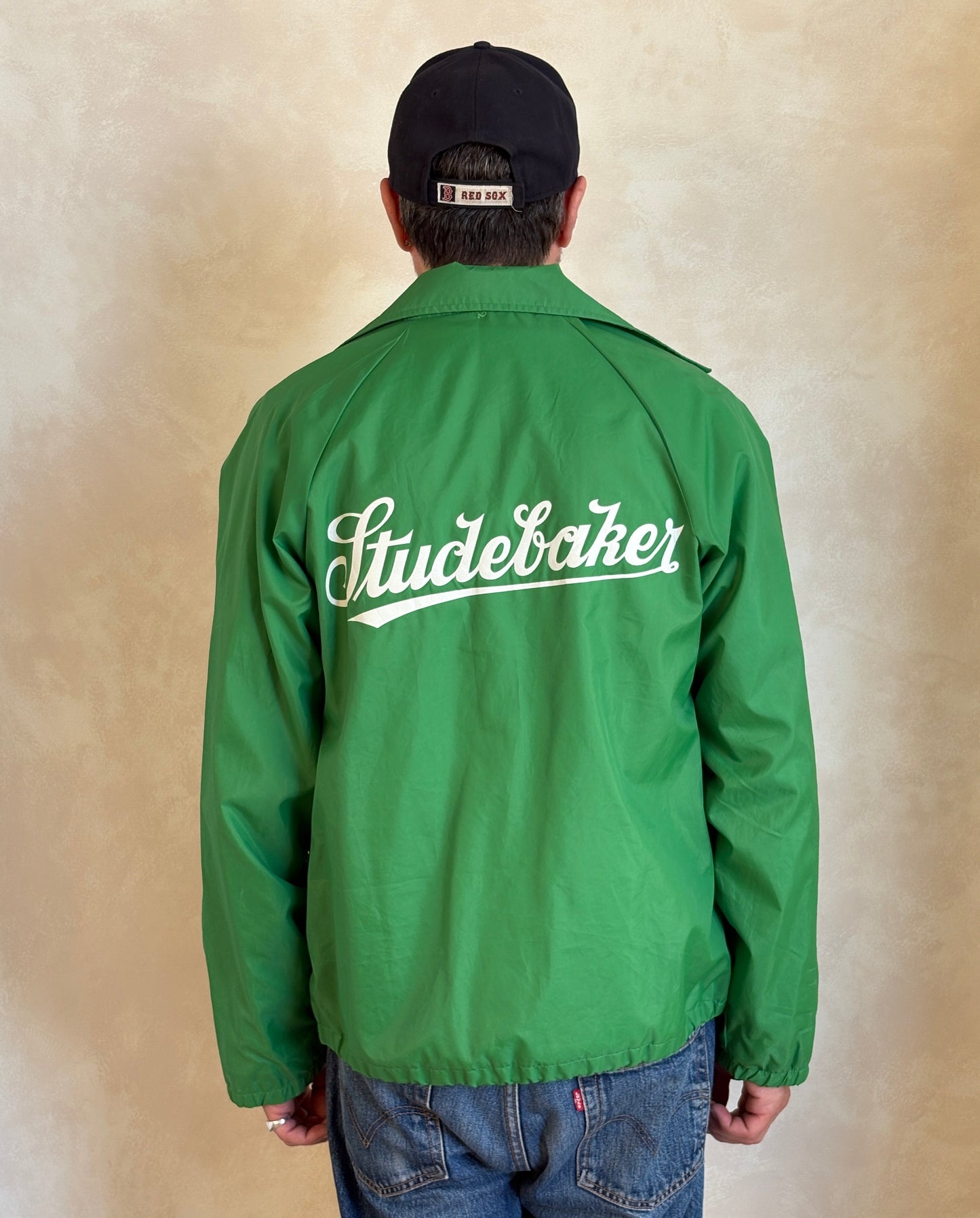 Size Med. Vintage 80s windbreaker Made in USA