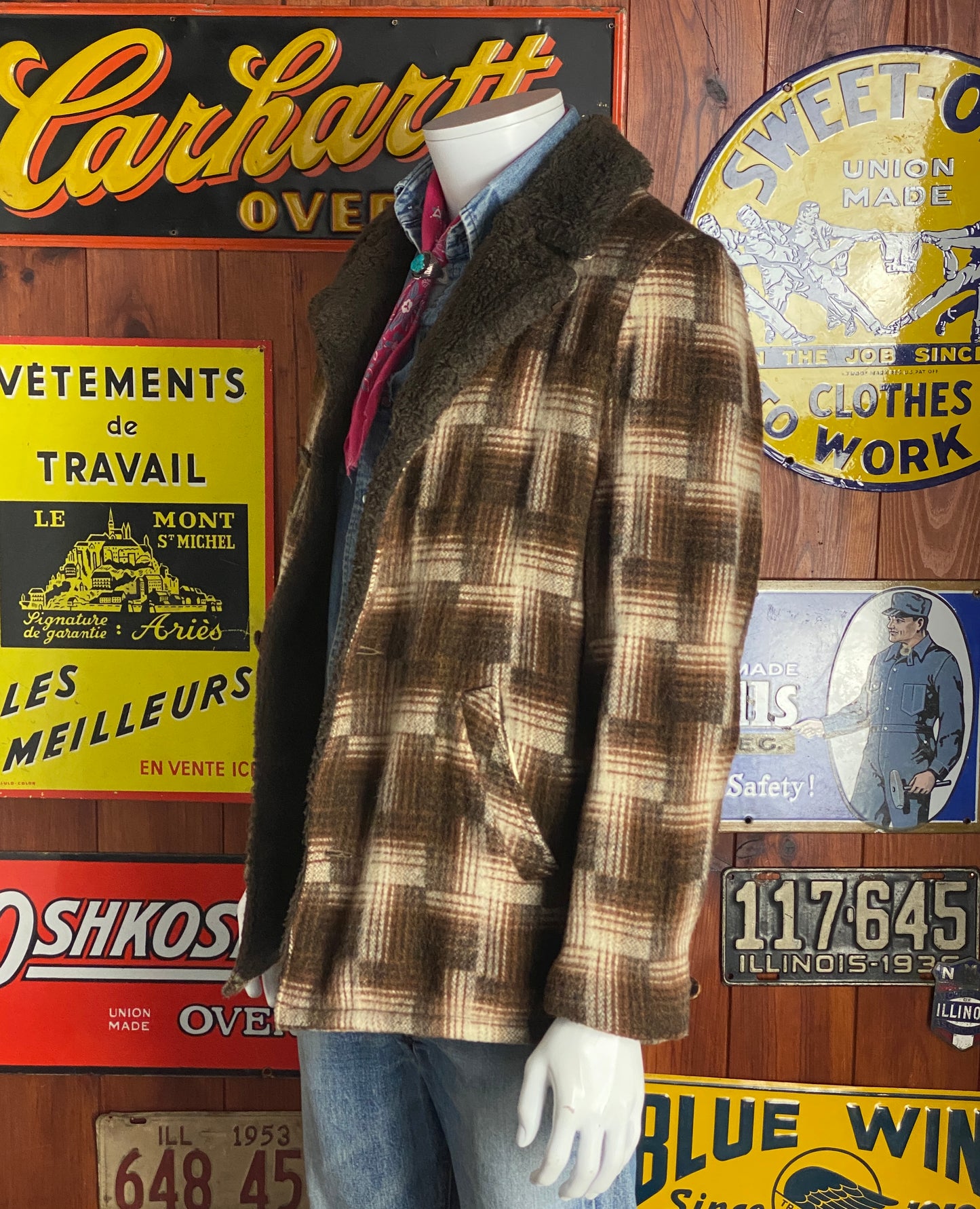 Size 44 US (54EU). 70 plaid wool coat made in USA by Silton