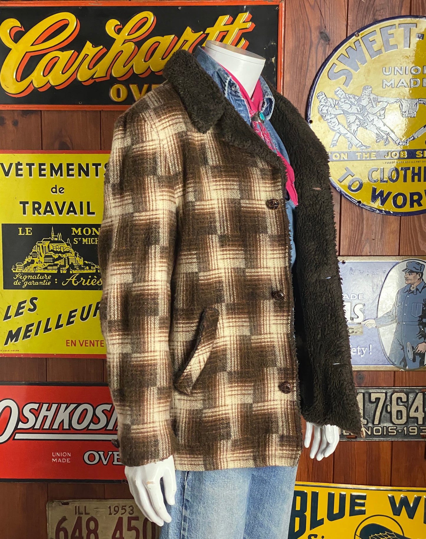 Size 44 US (54EU). 70 plaid wool coat made in USA by Silton