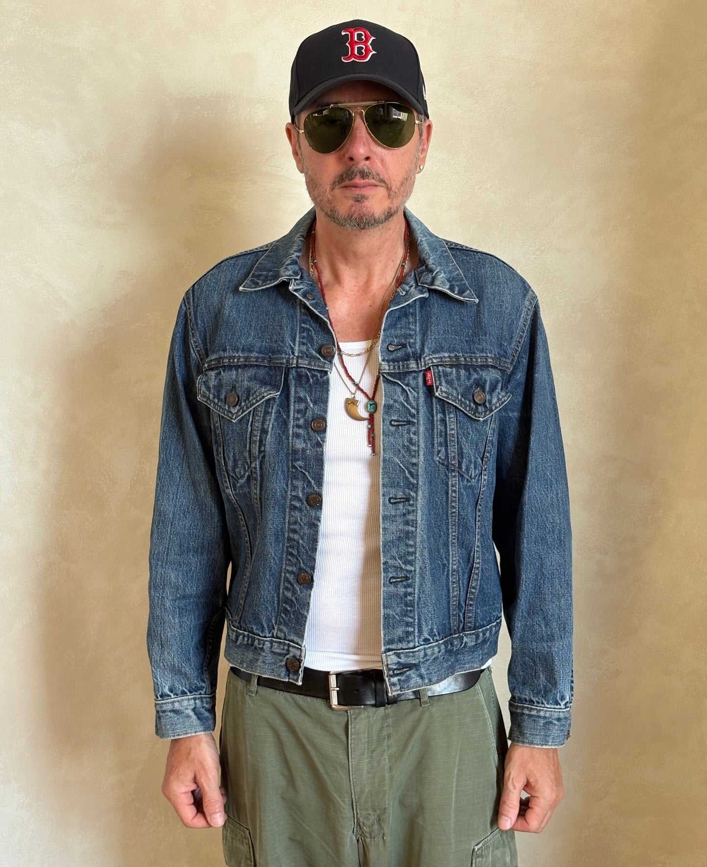Size 42US / 52EU . Vintage 70s Levis single stitch jacket Made in USA.