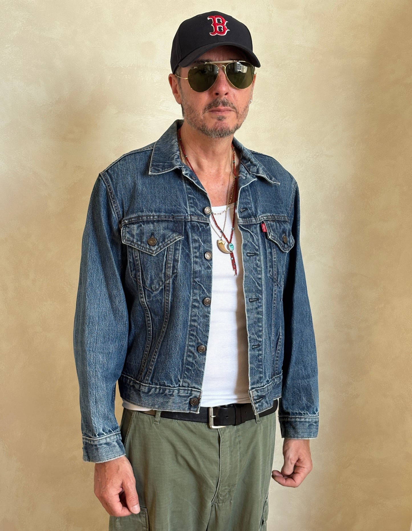 Size 42US / 52EU . Vintage 70s Levis single stitch jacket Made in USA.