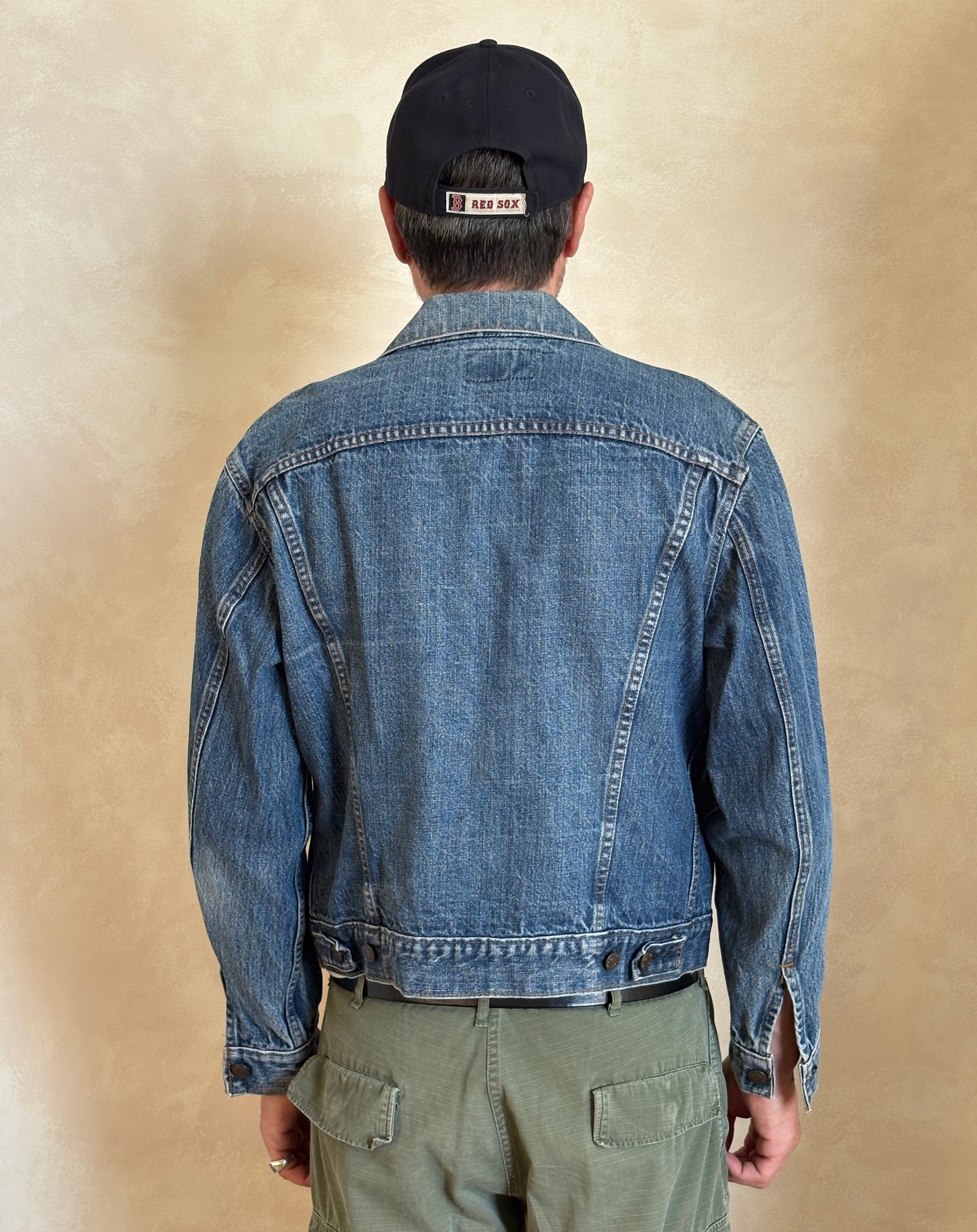 Size 42US / 52EU . Vintage 70s Levis single stitch jacket Made in USA.