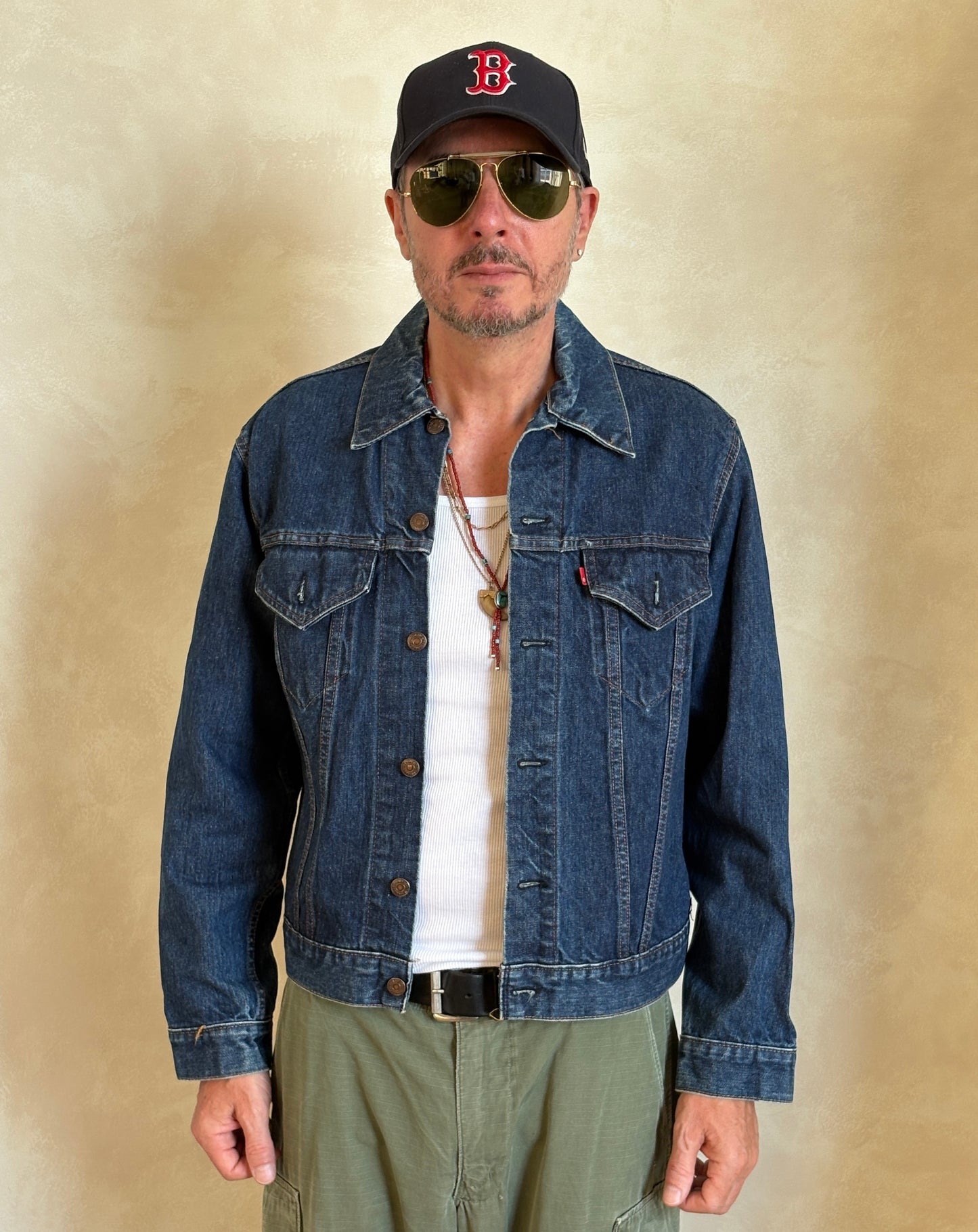 Size 42US / 52EU . Vintage 70s Levis jacket Made in USA.