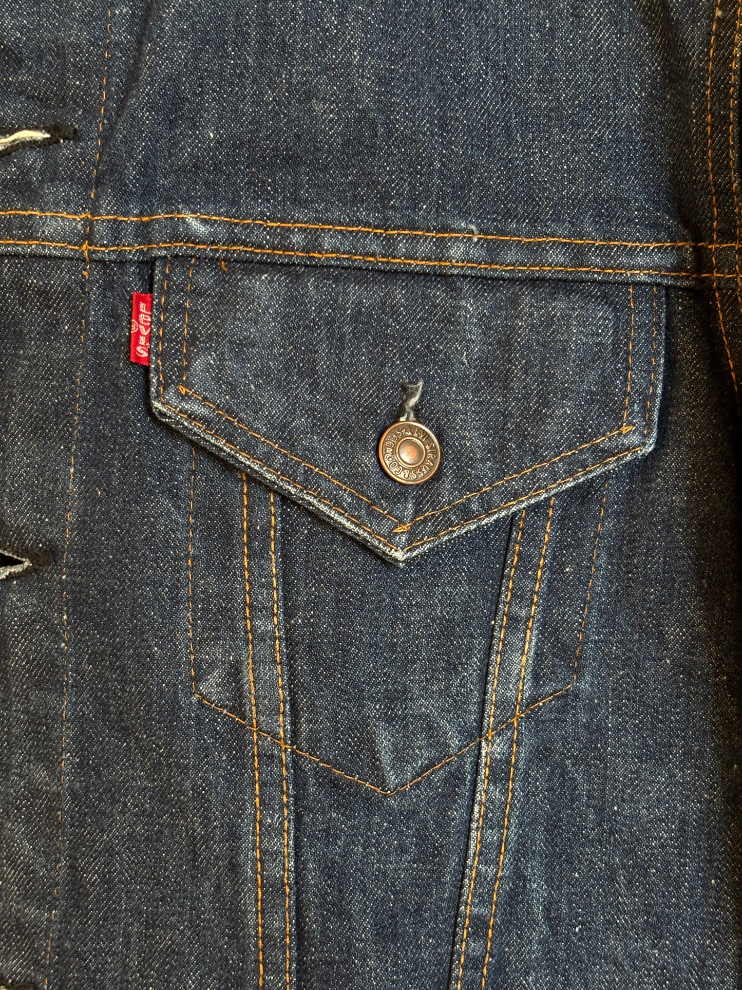 Size 42US / 52EU . Vintage 70s Levis jacket Made in USA.
