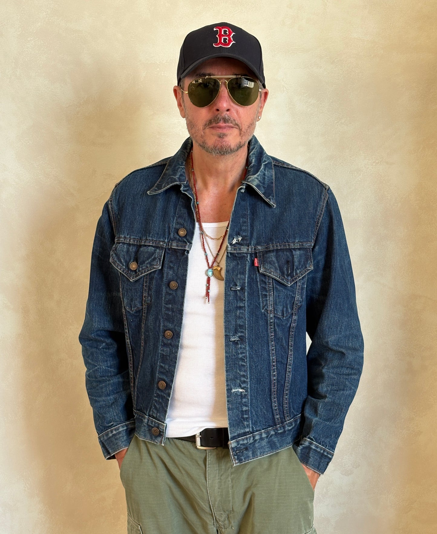 Size 42US / 52EU . Vintage 70s Levis single stitch jacket Made in USA.