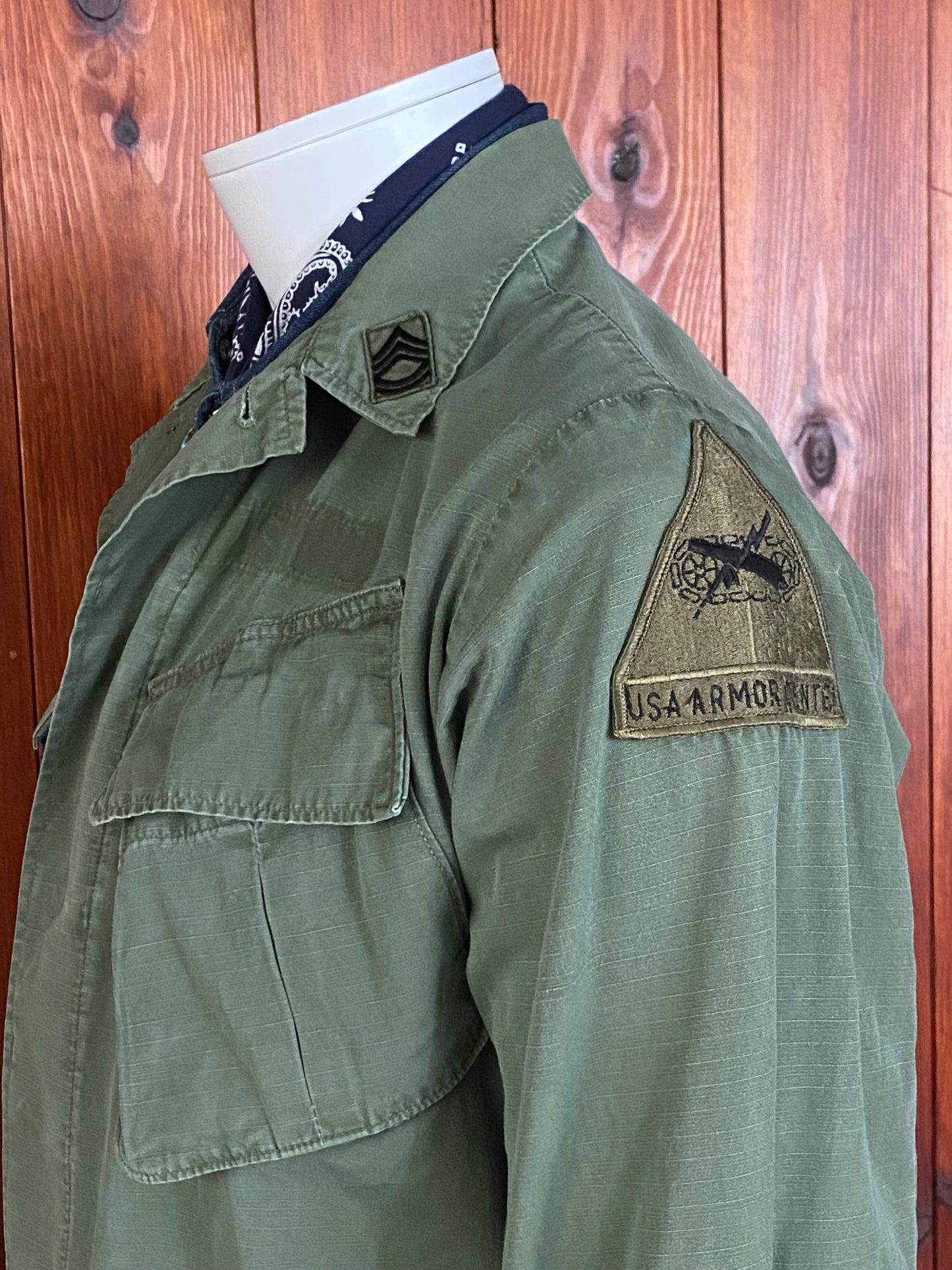 Small Reg. Original Vietnam era 1969 Vintage military tropical jungle jacket.