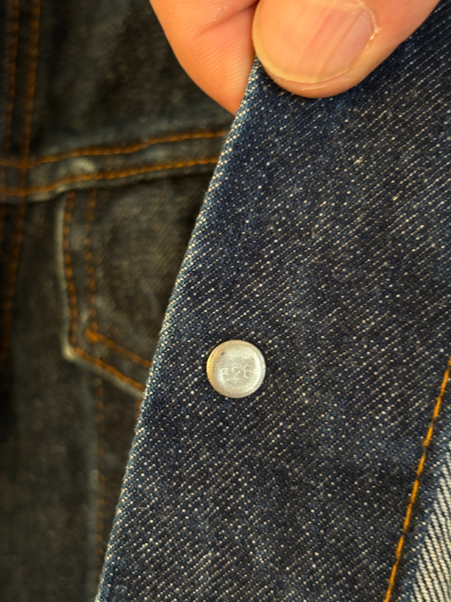 Size 38US / 48EU . Vintage 70s Levi’s Denim Jacket – 2 Pockets – Made in USA