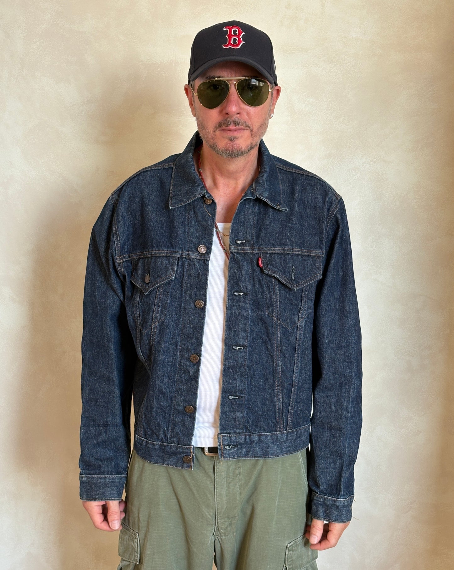 Size 46US / 56EU .Vintage 70s Levi’s Denim Jacket – 2 Pockets – Made in USA