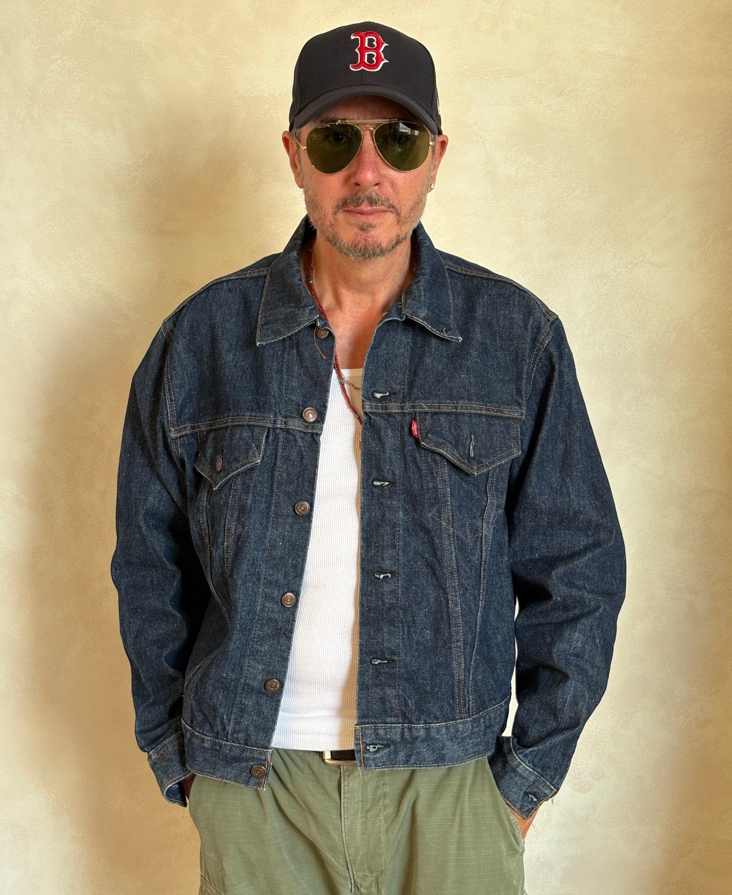 Size 46US / 56EU .Vintage 70s Levi’s Denim Jacket – 2 Pockets – Made in USA