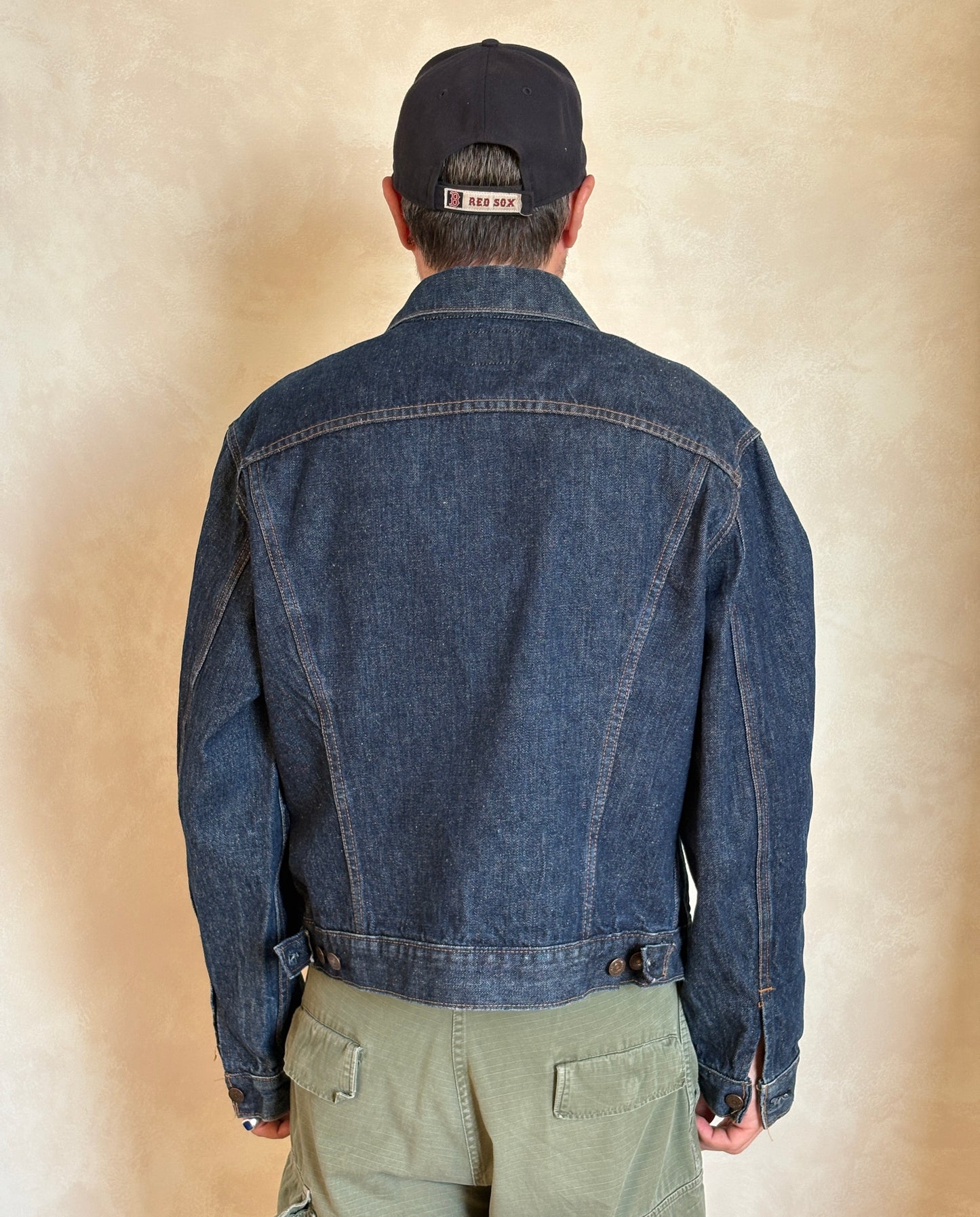 Size 46US / 56EU .Vintage 70s Levi’s Denim Jacket – 2 Pockets – Made in USA