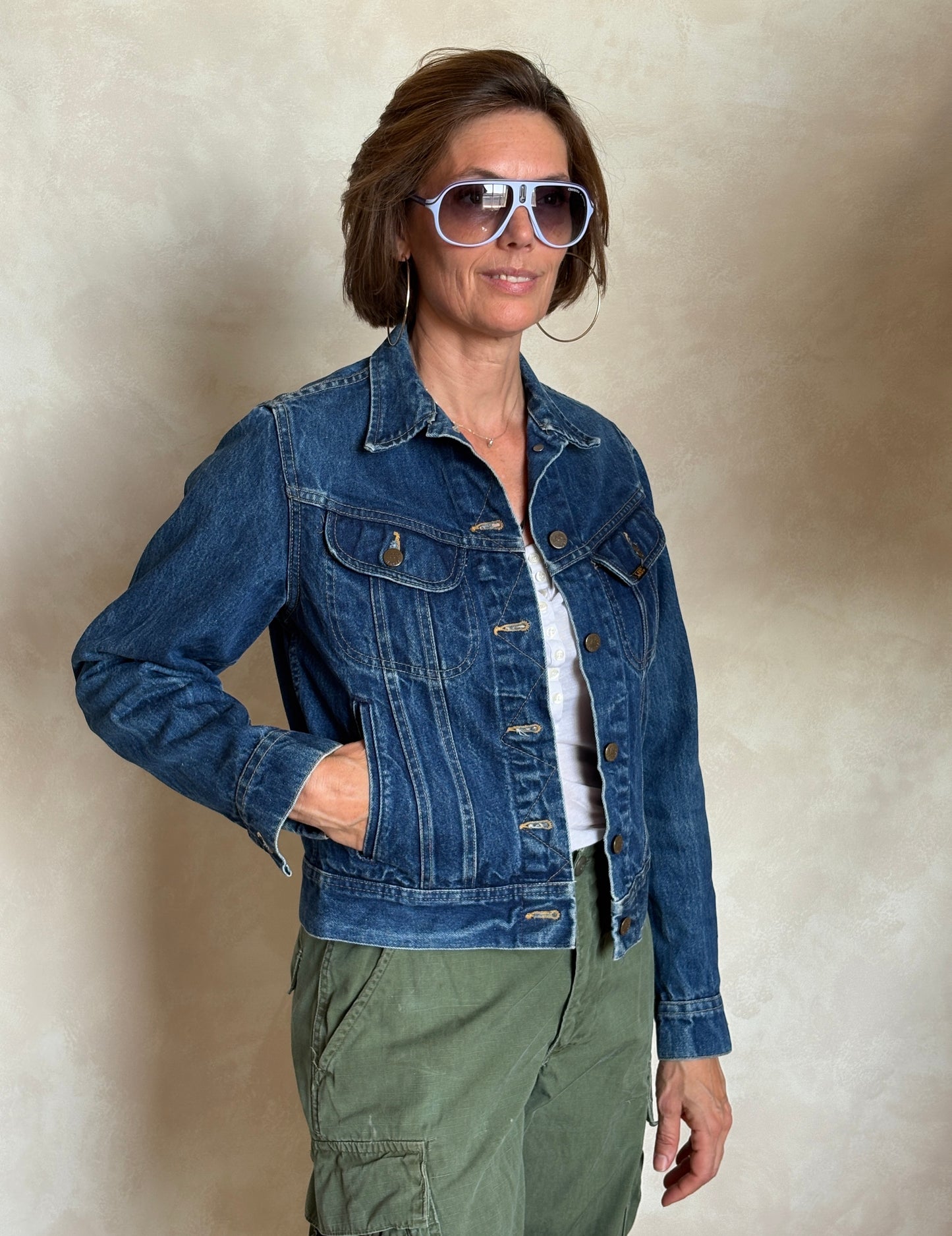 Size 34US / 44EU .Vintage 80s Lee Denim Jacket – 4 Pockets – Made in USA