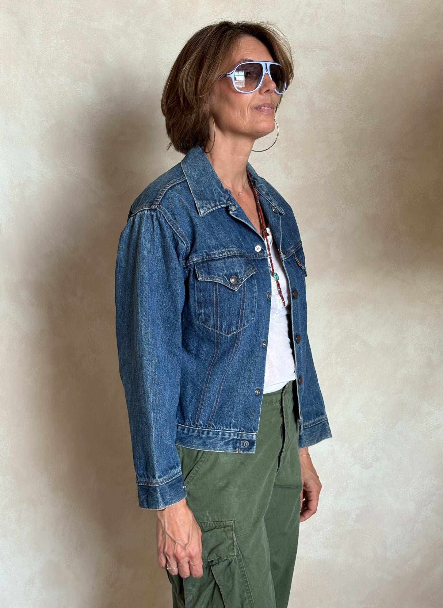 Size 34/36 .Vintage 70s Levi’s Denim Jacket – 2 Pockets – Made in USA
