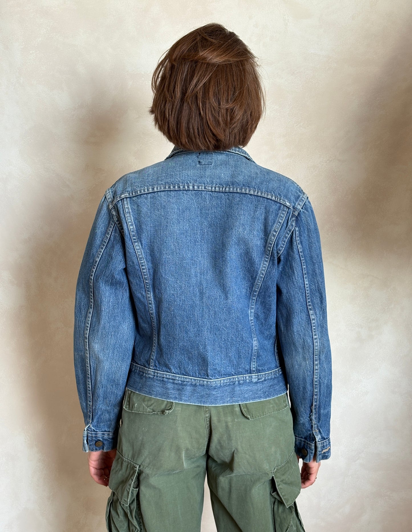 Size youth 20.  Vintage 80s Lee Denim Jacket – 2 Pockets – Made in USA USA