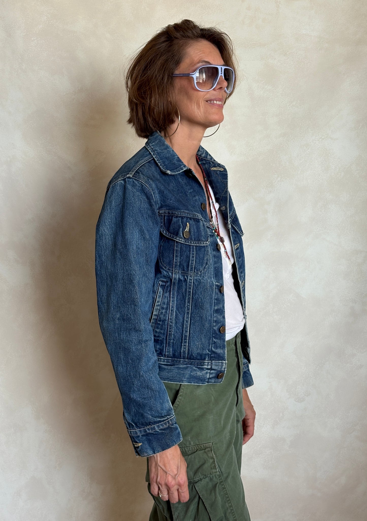 Size 34US / 44EU .Vintage 80s Lee Denim Jacket – 24Pockets – Made in USA