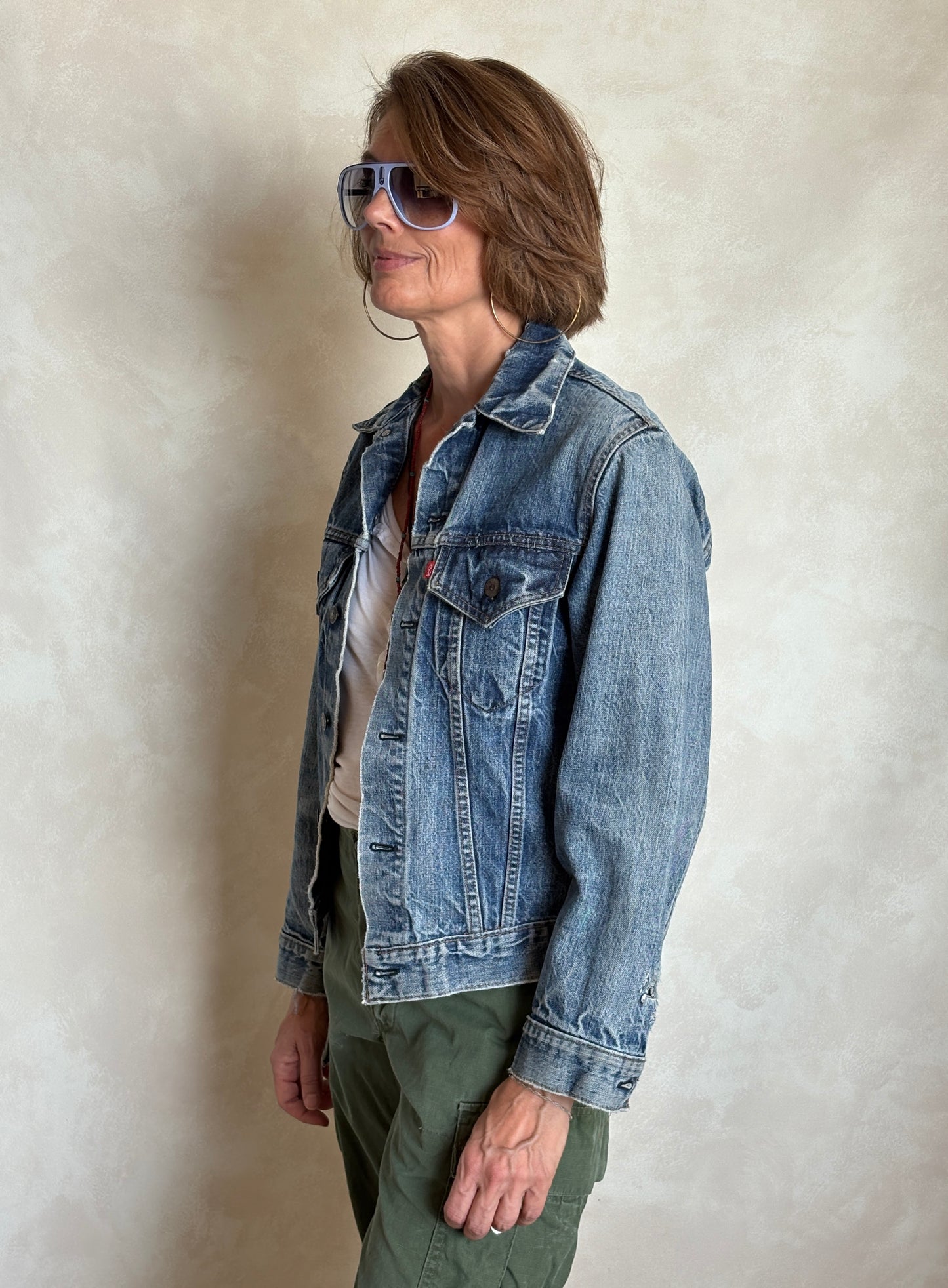 Size 36US / 46EU .Vintage 70s Levi’s Denim Jacket – 2 Pockets – Made in USA