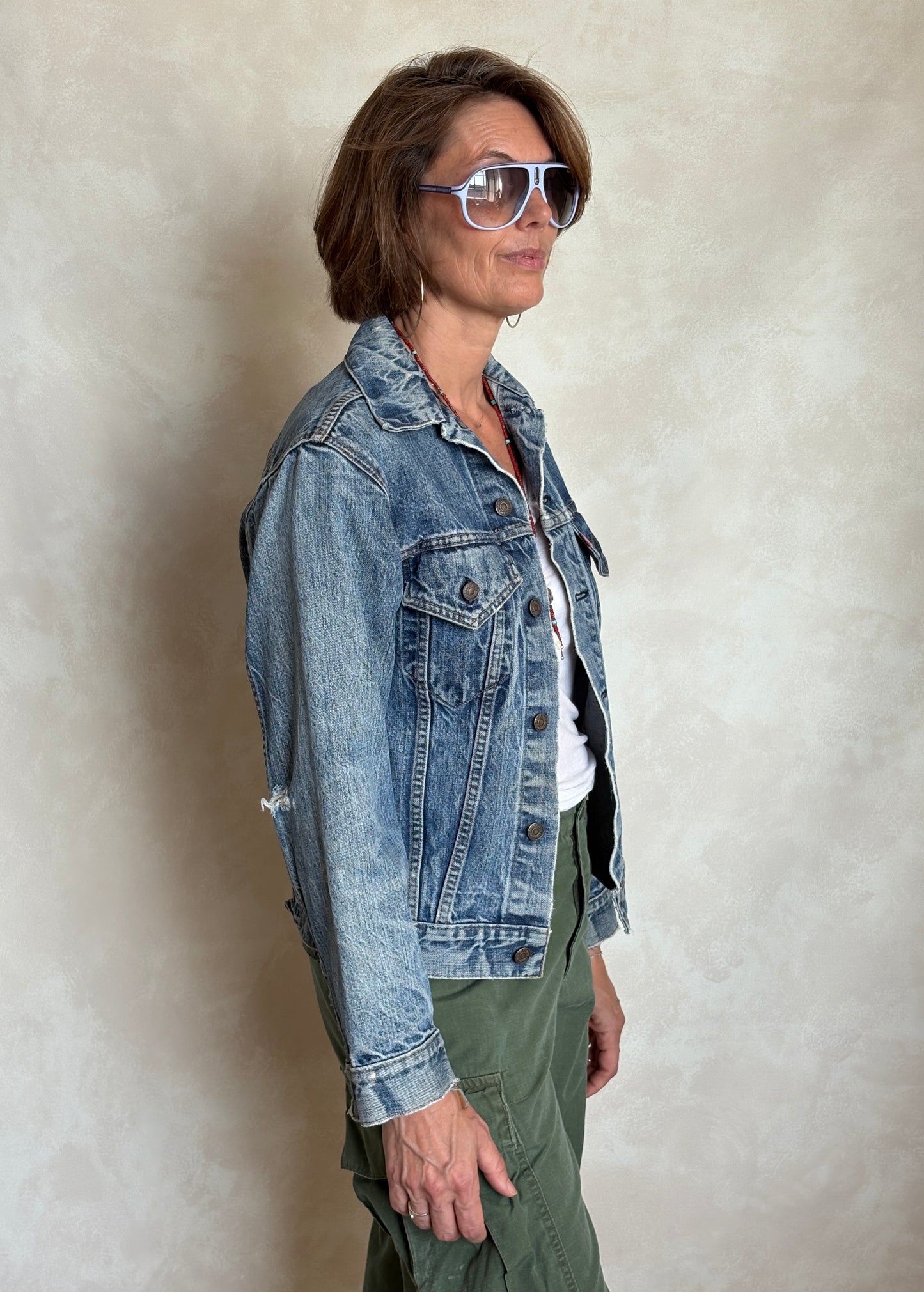 Size 36US / 46EU .Vintage 70s Levi’s Denim Jacket – 2 Pockets – Made in USA