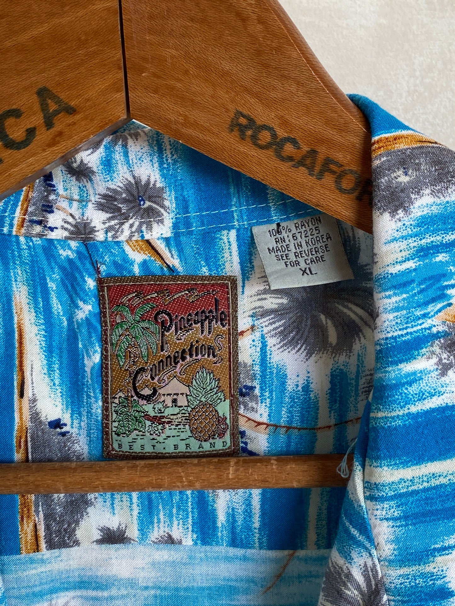 Size XL. Vintage 90s Rayon Hawaiian shirt by Pineapple Connection