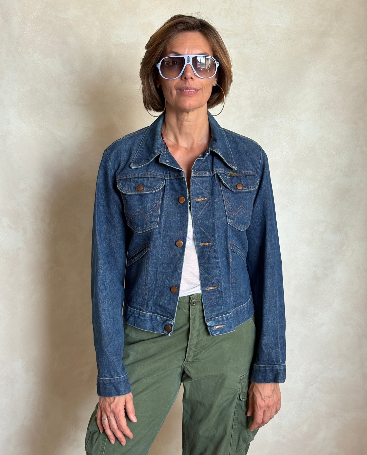 Size 36US / 46EU. Authentic 70s Wrangler denim jacket -4 pockets- Made in the USA