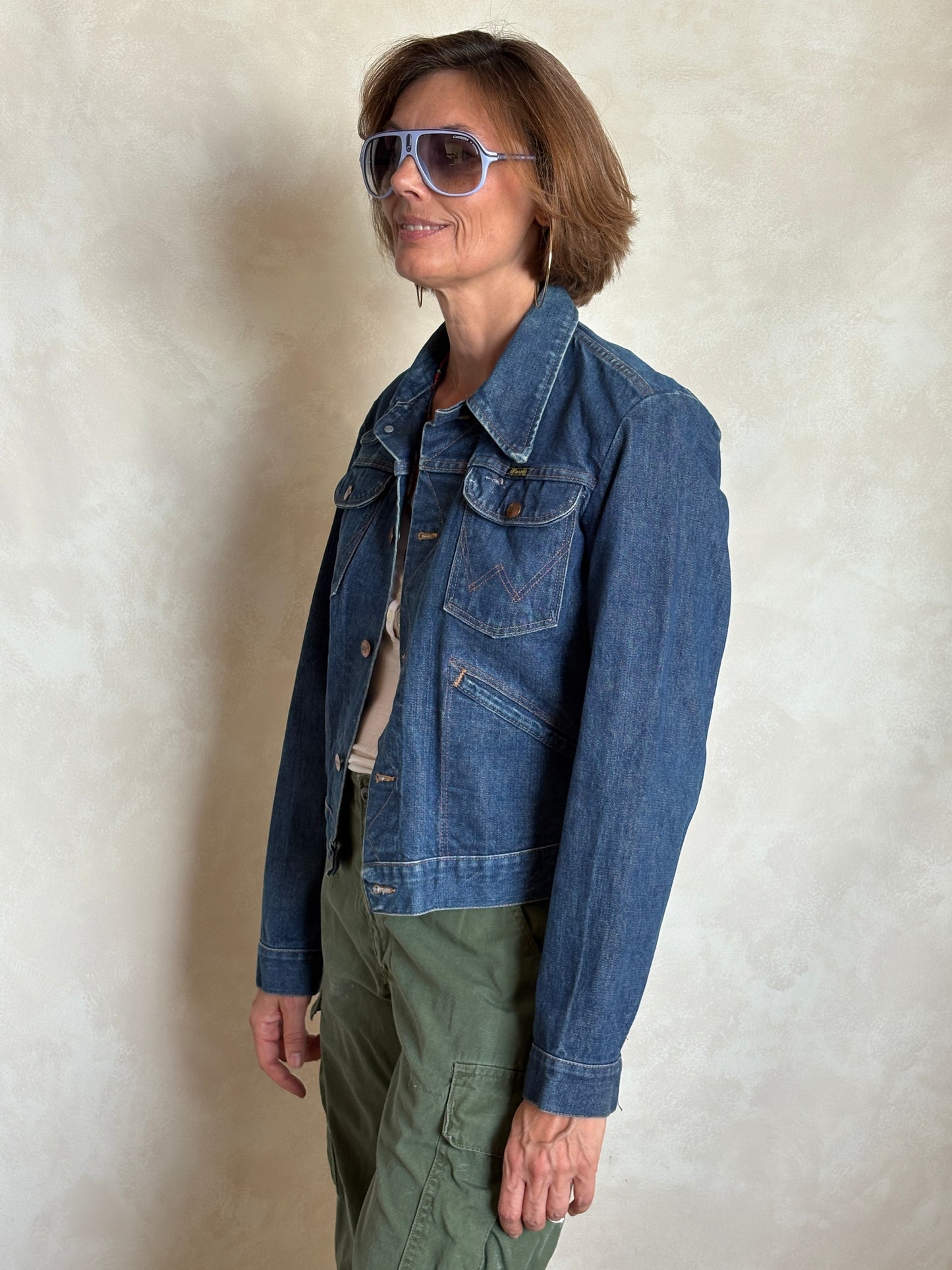 Size 36US / 46EU. Authentic 70s Wrangler denim jacket -4 pockets- Made in the USA