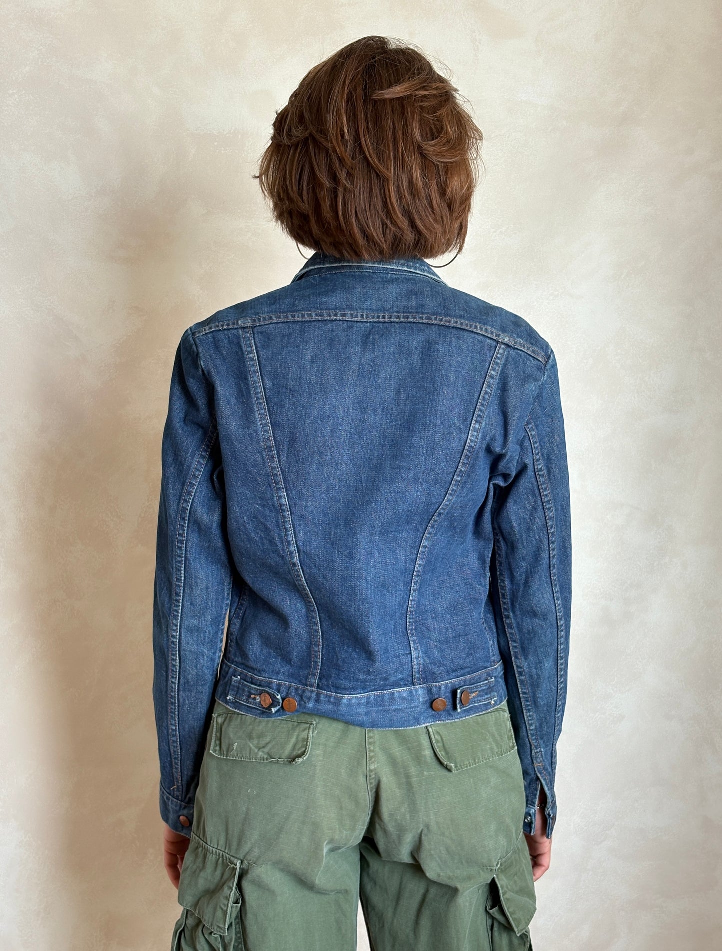 Size 36US / 46EU. Authentic 70s Wrangler denim jacket -4 pockets- Made in the USA
