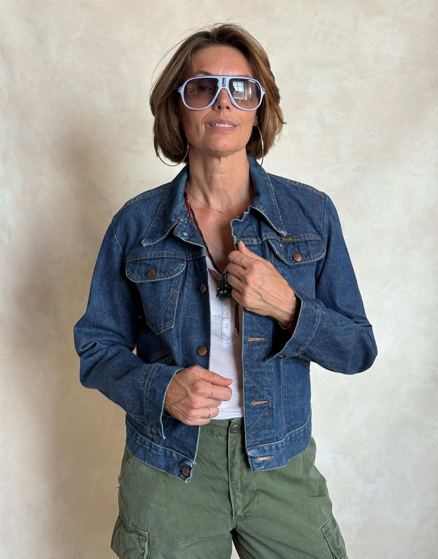 Size 36US / 46EU. Authentic 70s Wrangler denim jacket -4 pockets- Made in the USA