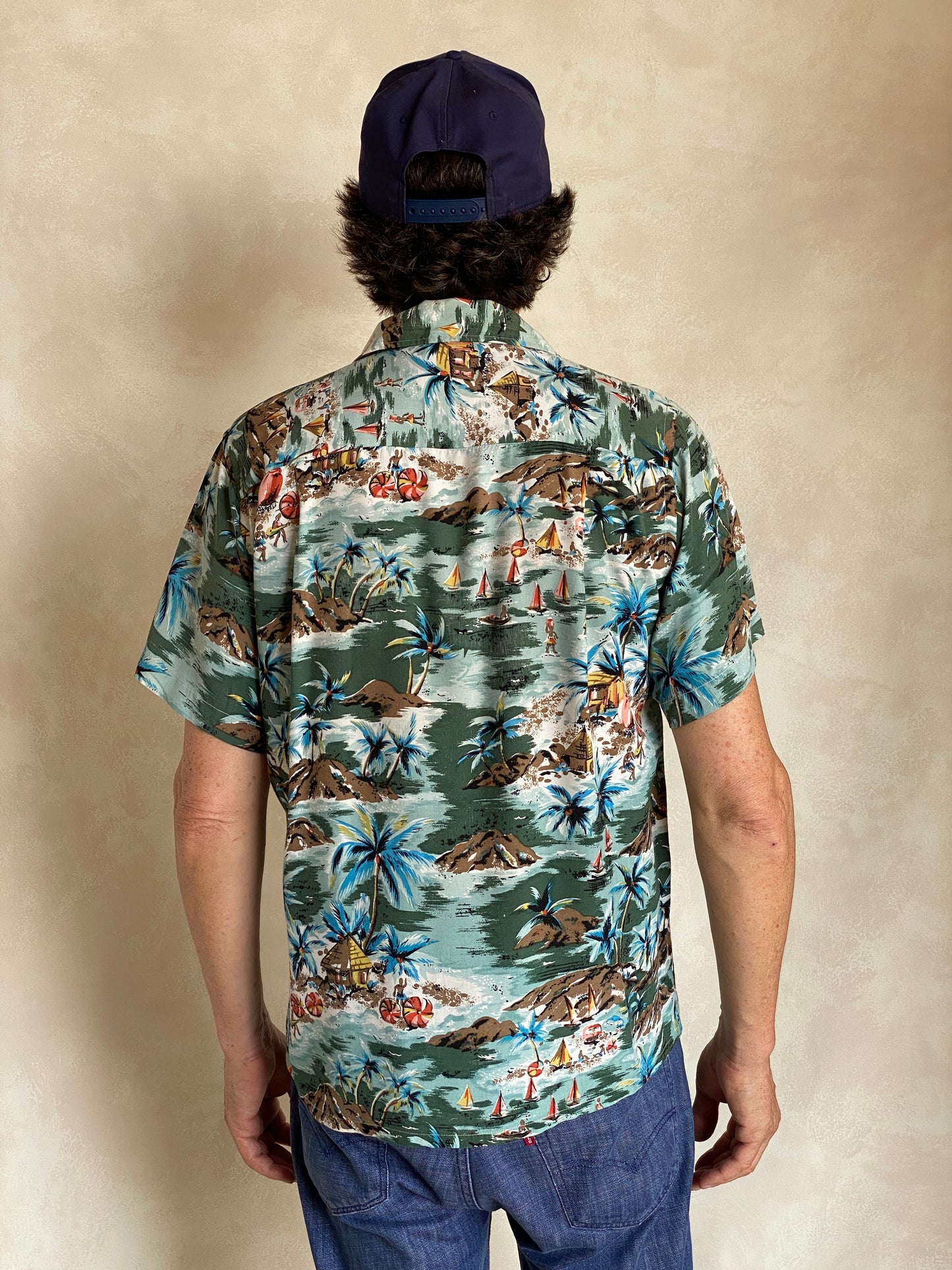 Size Medium. Vintage 90s Rayon Hawaiian shirt by Aloha Shirts Made in Japan