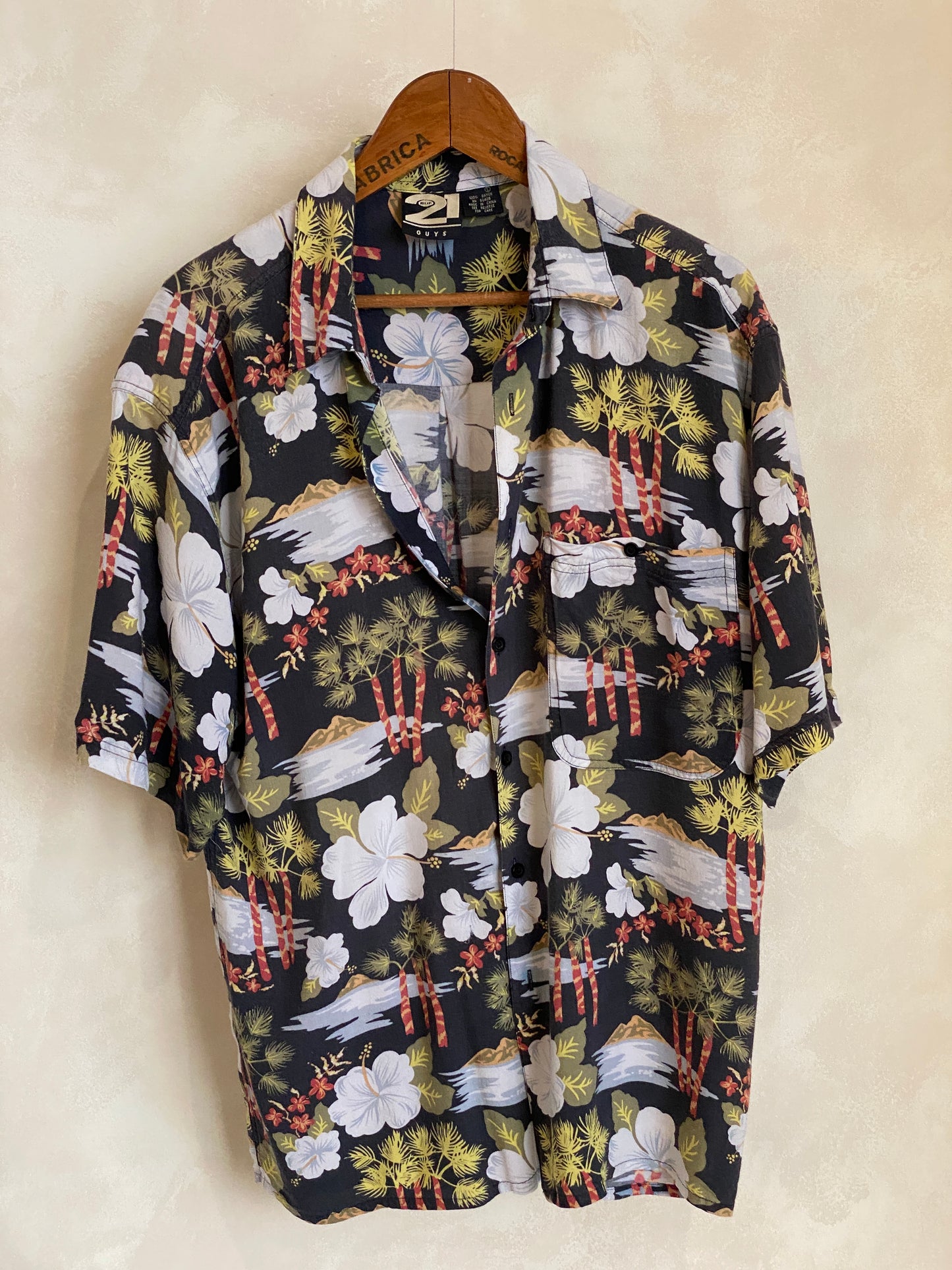 Size Large. Vintage 90s Rayon Hawaiian shirt