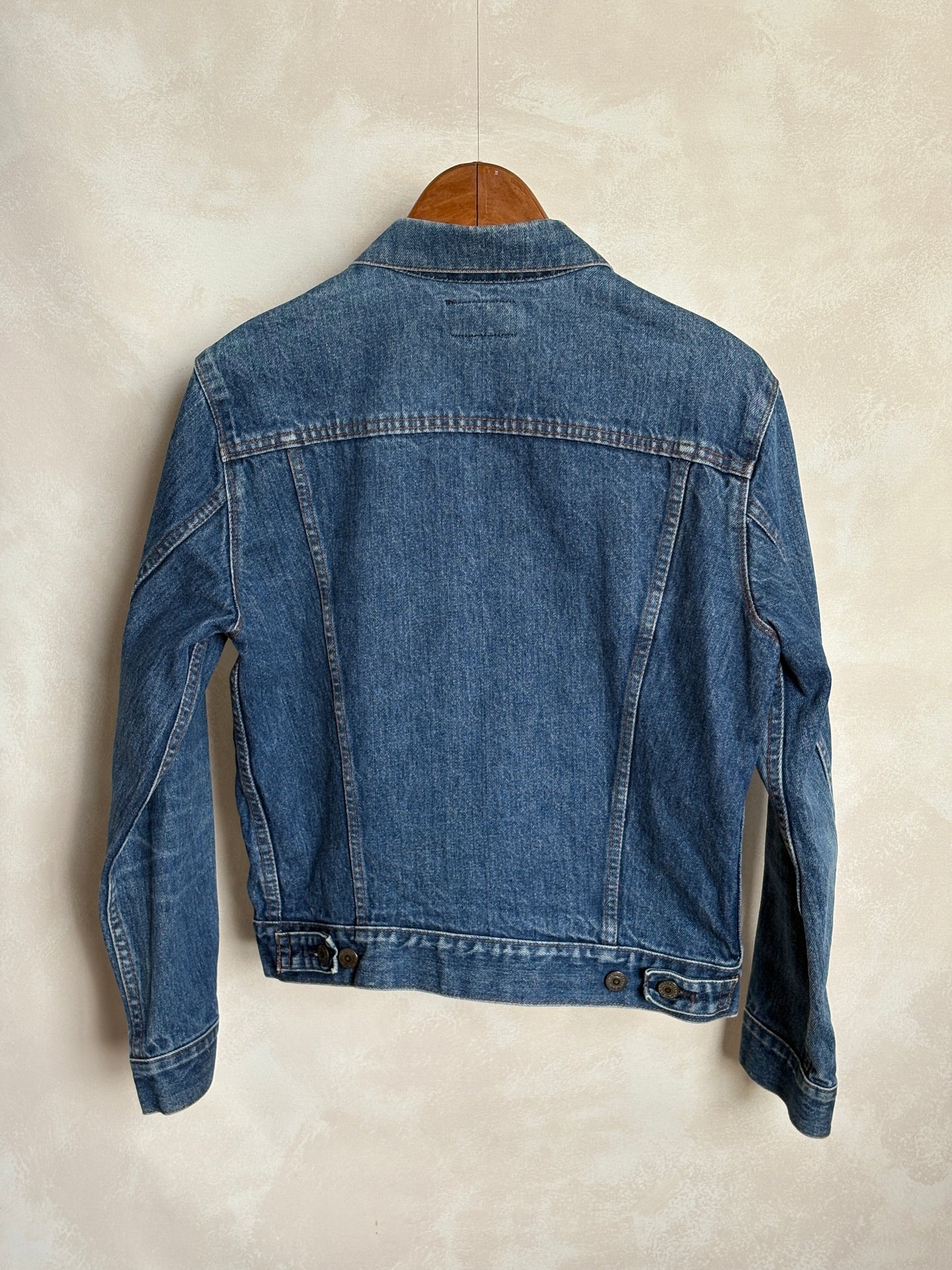 Size 38US/48EU .Vintage 70s Levi’s Denim Jacket – 2 Pockets – Made in USA