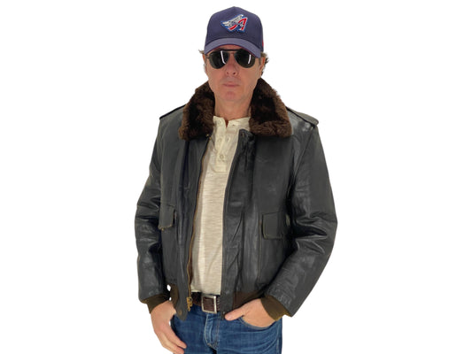 Size 42. Vintage leather bomber Flight Jacket Made In USA Aviator G-1 - USA Vintage Bcn
