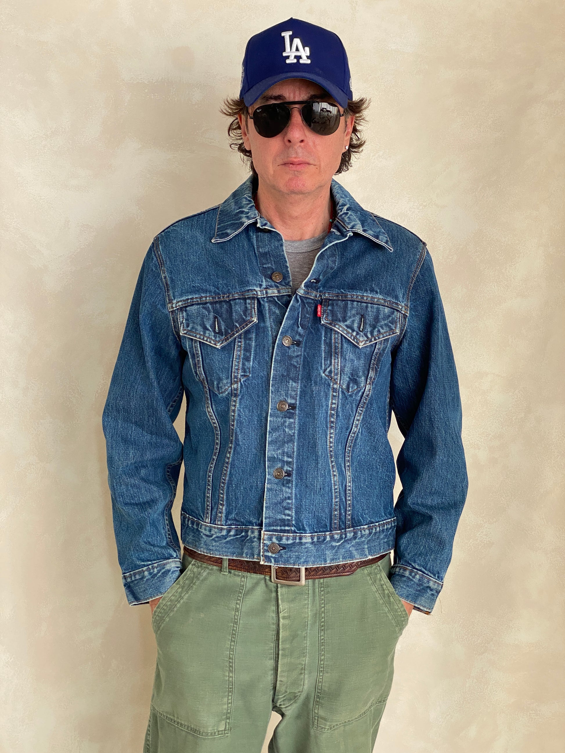 Vintage 1971 Levis jacket, size 42US, with two pockets, made in the USA.