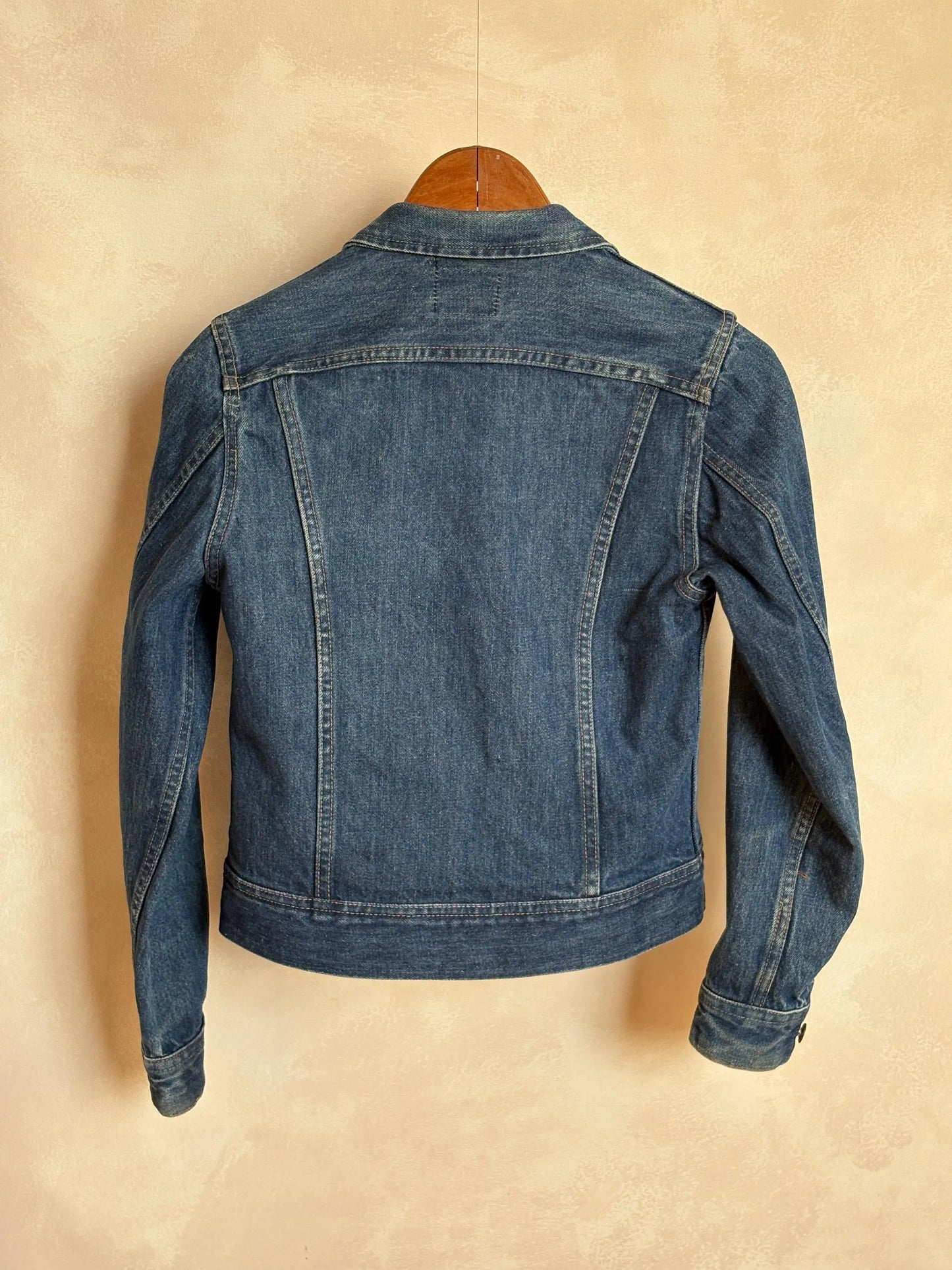 Size 5/6 USA .Vintage 70s Lee Denim Jacket – 2 Pockets – Made in USA