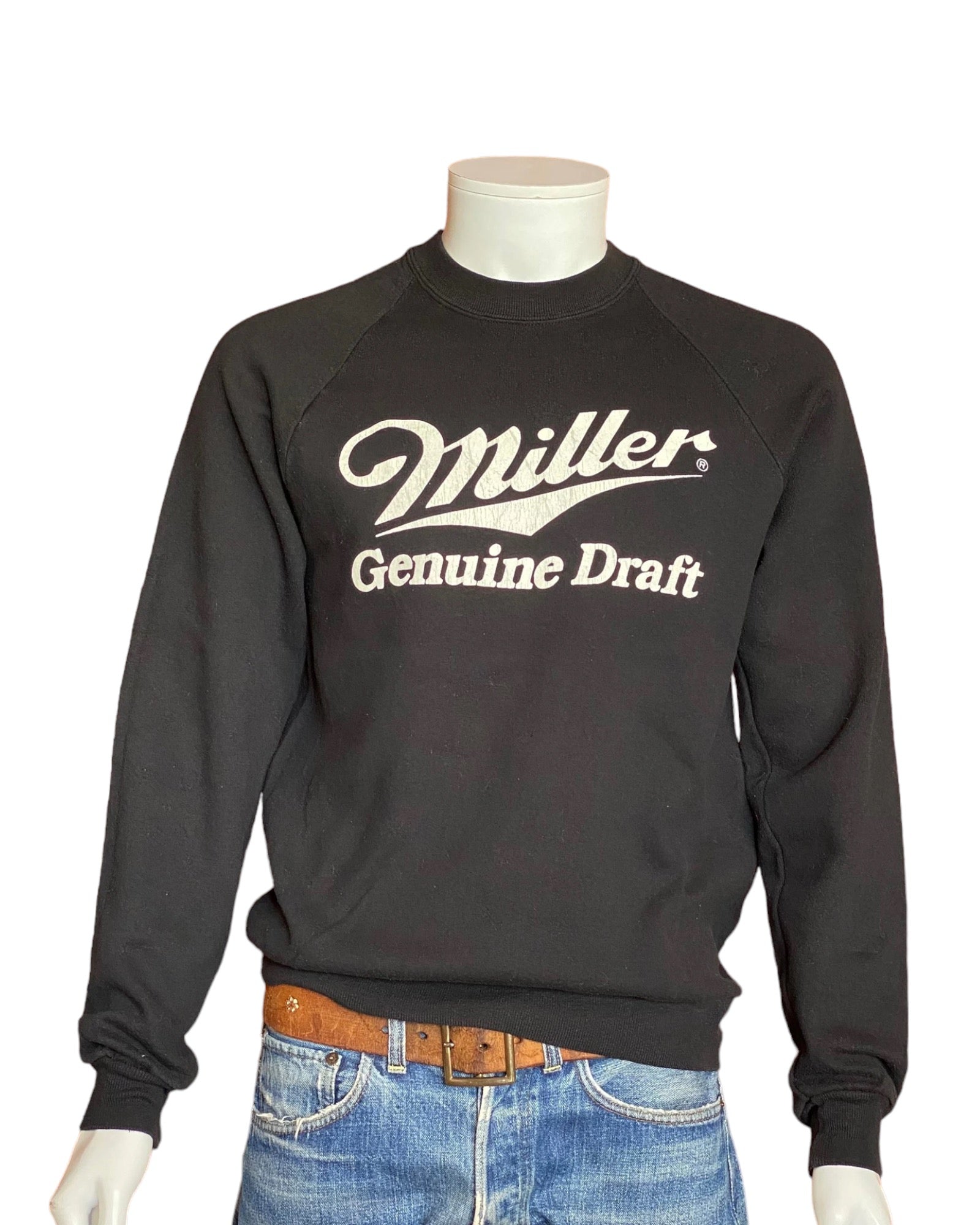 Raglan sleeve 80s Miller Genuine Draft vintage sweatshirt, size M - Classic style and comfortable wear for retro enthusiasts.