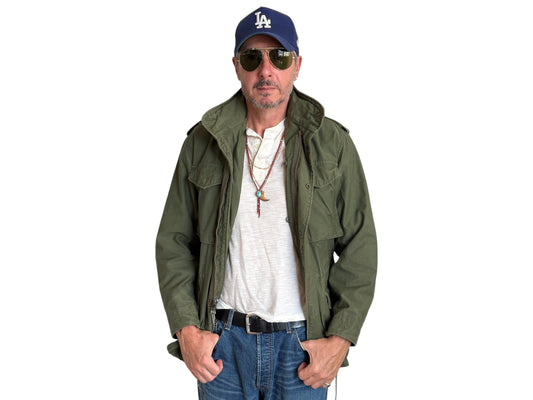 Small Regular – Authentic 1980 US Army M-65 Field Jacket Military by John Ownbey
