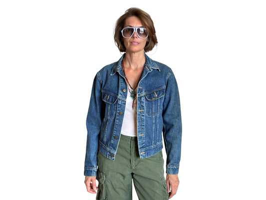 Size 36US / 46EU .  Vintage 80s Lee Denim Jacket – 2 Pockets – Made in USA