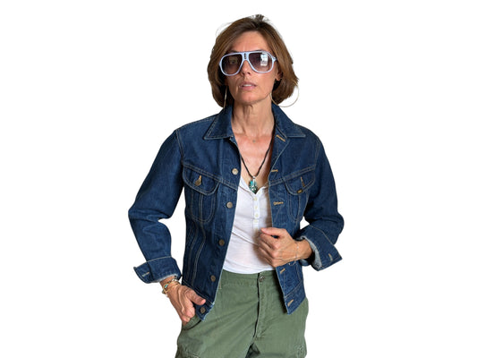 Size 34US / 44EU . Vintage 80s Lee Denim Jacket – 4 Pockets – Made in USA