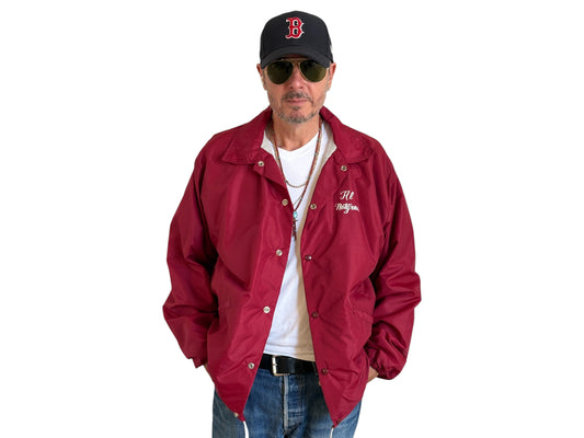 Size XL. Vintage 70s windbreaker made in USA