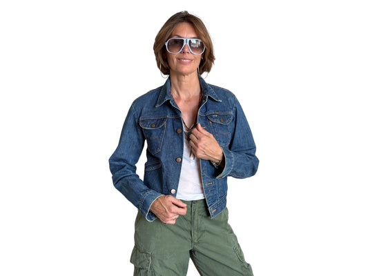 Size 34US /44EU  USA .Vintage 80s Maverick Denim Jacket – 4 Pockets – Made in USA