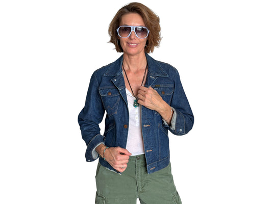 Size 36US / 46EU . Vintage 70s Wrangler Denim Jacket – 4 Pockets – Made in USA