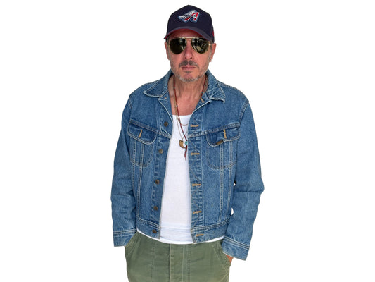 Size 40US / 50EU  Vintage 80s Lee Denim Jacket – 2 Pockets – Made in Canada