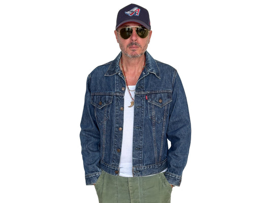 Size 40US / 50EU. Vintage Early 70s 2 pocket Levi’s Denim Jacket 70505 – Single Stitch, Made in USA