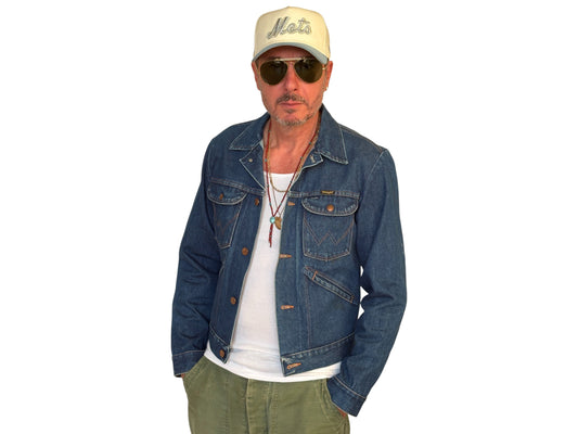 Size 38US / 48EU Authentic 80s Wrangler denim jacket -4 pockets- Made in the USA