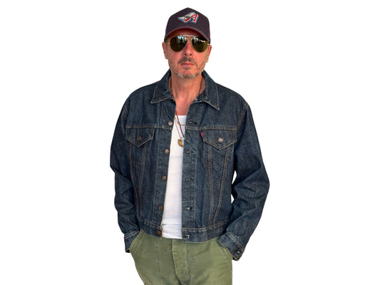 Size 46US / 56EU. Vintage Early 70s 2 pocket Levi’s Denim Jacket 70505 – Single Stitch, Made in USA